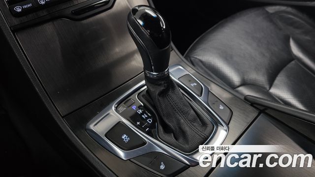 Hyundai Grandeur 2016 — photo 12