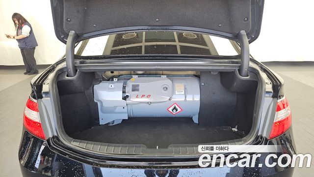 Hyundai Grandeur 2016 — photo 26