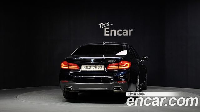 BMW 5-Series 2017 — photo 4
