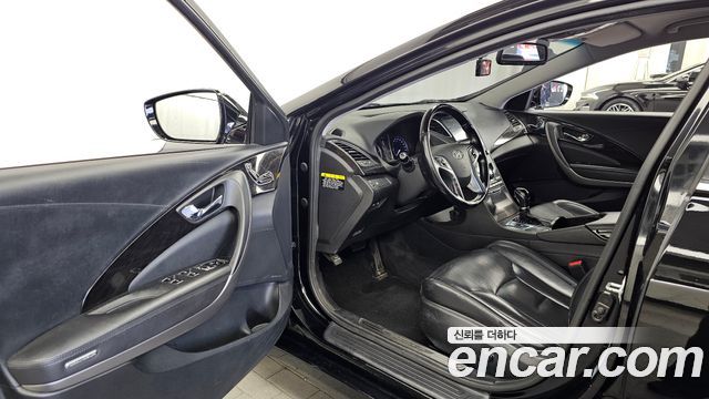 Hyundai Grandeur 2016 — photo 10