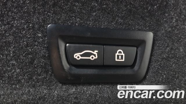 BMW 3-Series 2022 — photo 20