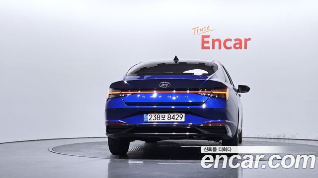 Hyundai AVANTE 2023 — photo 4