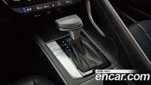 Hyundai AVANTE 2023 — photo 12
