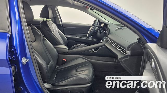Hyundai AVANTE 2023 — photo 17