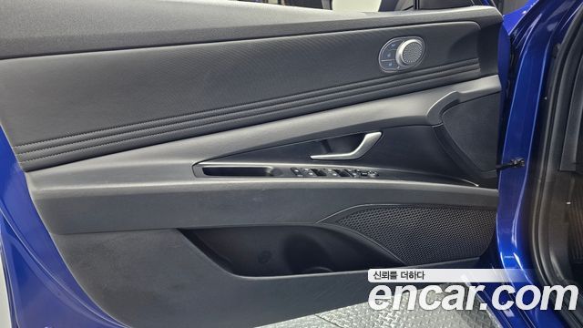 Hyundai AVANTE 2023 — photo 14