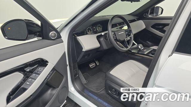 Land Rover Range Rover Evoque 2026 — photo 10