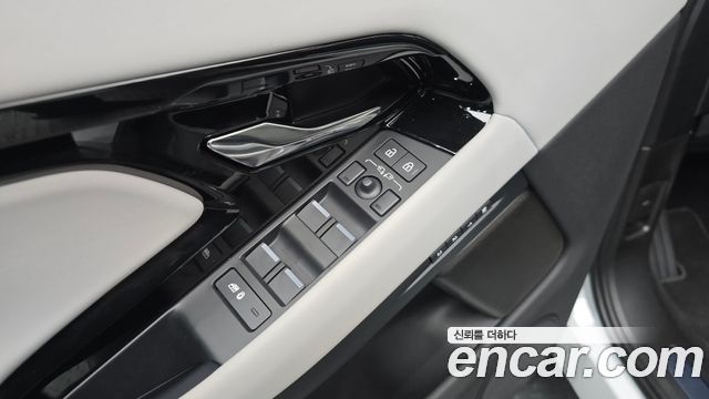 Land Rover Range Rover Evoque 2026 — photo 15
