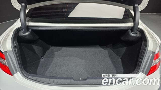 Hyundai Grandeur 2016 — photo 20