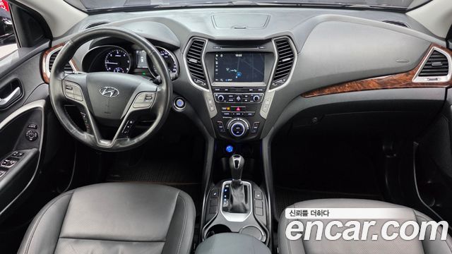 Hyundai Santafe 2016 — photo 10