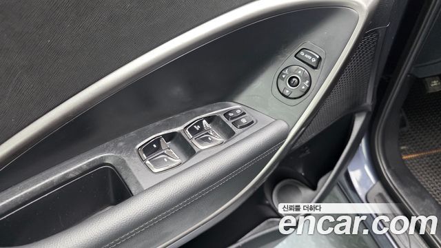 Hyundai Santafe 2016 — photo 26