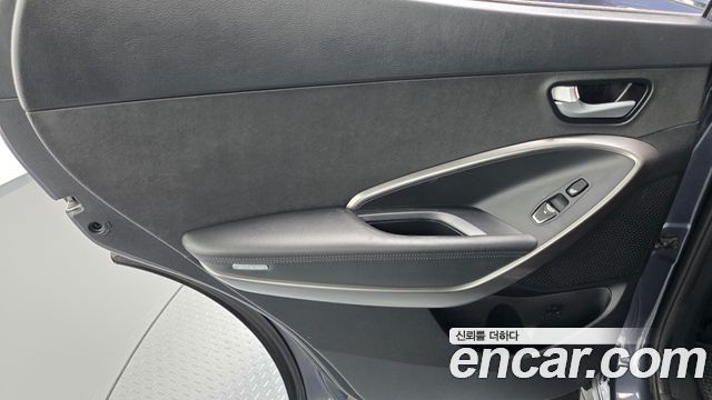 Hyundai Santafe 2016 — photo 15