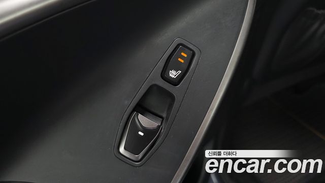 Hyundai Santafe 2016 — photo 31