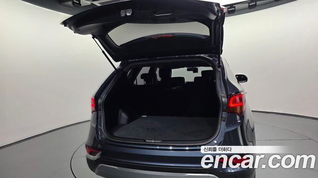 Hyundai Santafe 2016 — photo 32