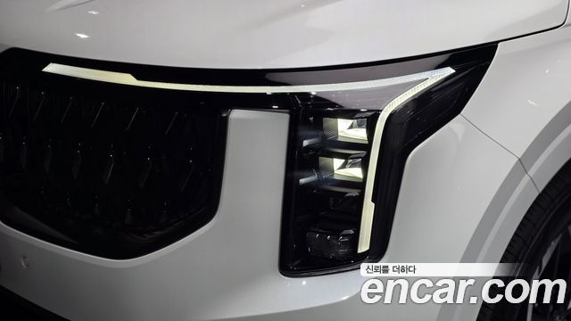 Kia Canival 2025 — photo 8