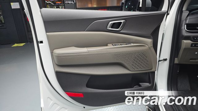 Kia Canival 2025 — photo 14