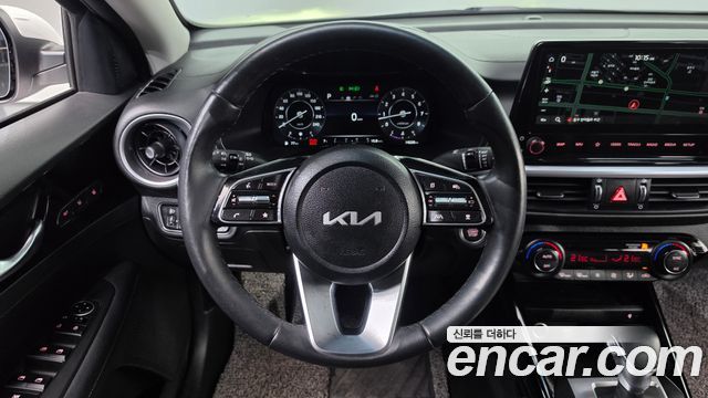 Kia K3 2022 — photo 12