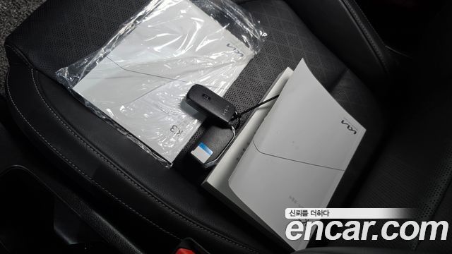 Kia K3 2022 — photo 20