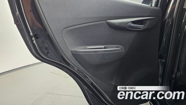 Chevrolet Korea Spark 2019 — photo 15