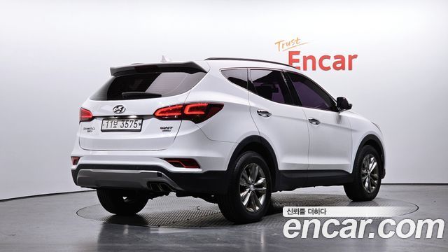 Hyundai Santafe 2016 — photo 2