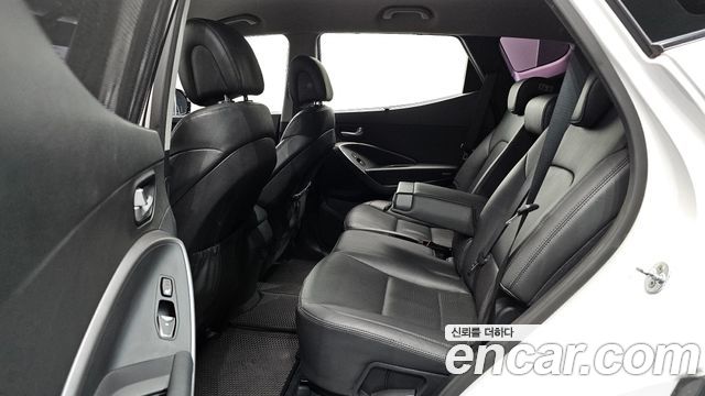Hyundai Santafe 2016 — photo 11