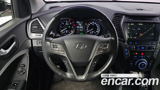 Hyundai Santafe 2016 — photo 12