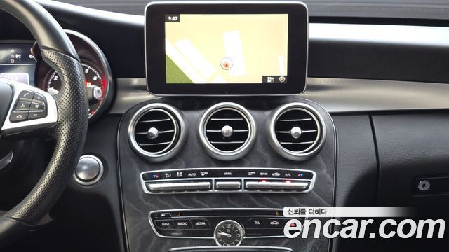 Mercedes-Benz C-Class 2017 — photo 19