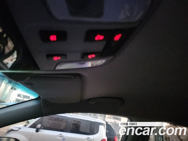 Kia Canival 2017 — photo 10