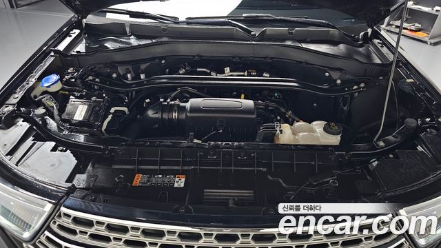 Ford Explorer 2023 — photo 6