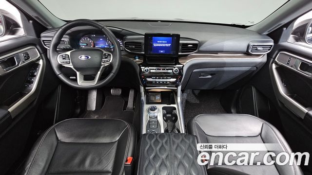 Ford Explorer 2023 — photo 10