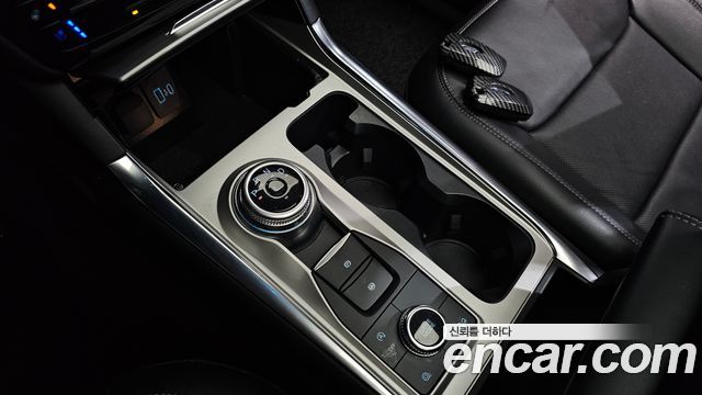 Ford Explorer 2023 — photo 12