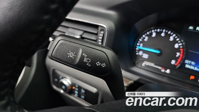 Ford Explorer 2023 — photo 36