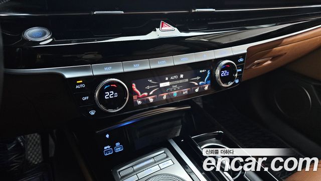 Genesis G80 2022 — photo 17