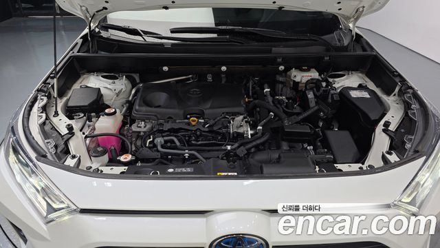 Toyota RAV4 2020 — photo 6
