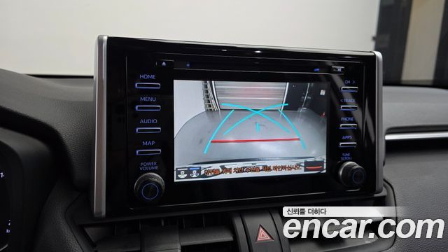 Toyota RAV4 2020 — photo 21