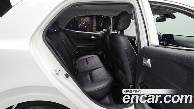 Kia morning 2023 — photo 18