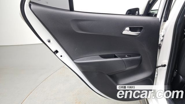 Kia morning 2023 — photo 15