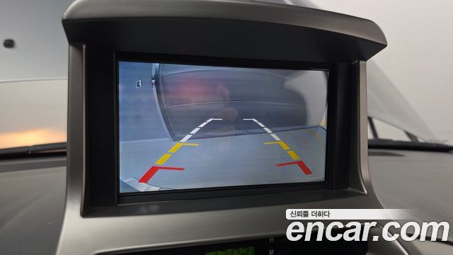 Kia Canival 2010 — photo 18