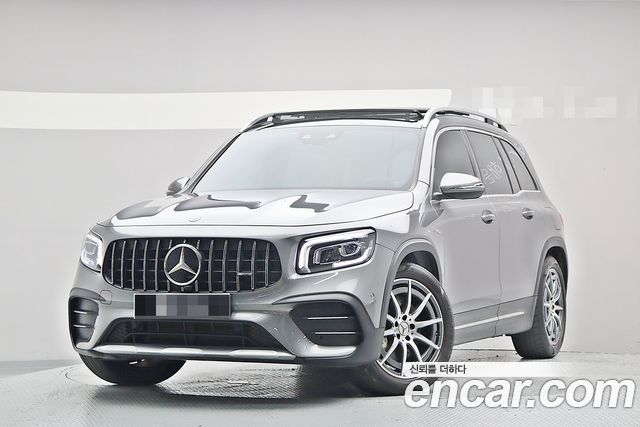 Mercedes-Benz GLB-Class 2023 — photo 1