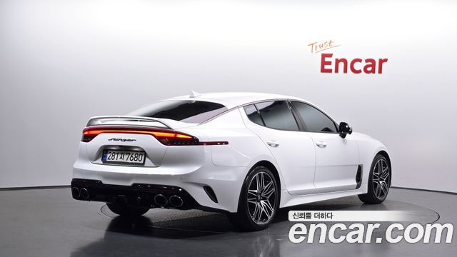 Kia Stinger 2021 — photo 2