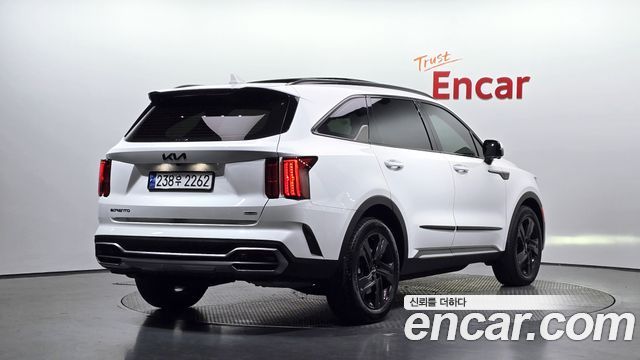 Kia Sorento 2023 — photo 2