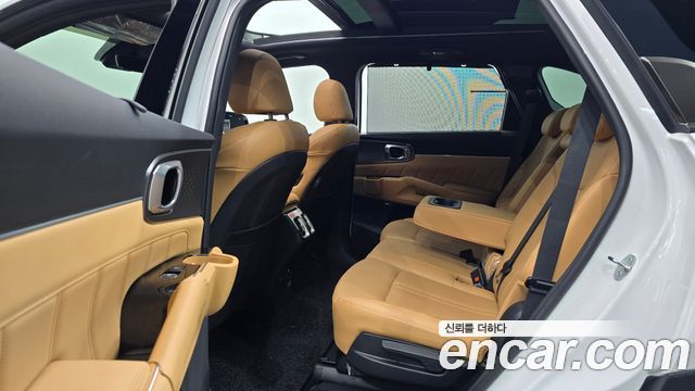 Kia Sorento 2023 — photo 18