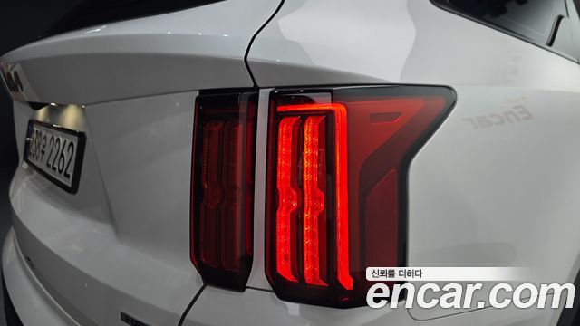 Kia Sorento 2023 — photo 9