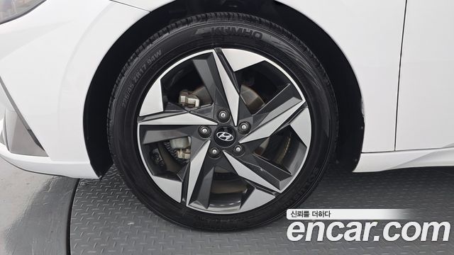 Hyundai AVANTE 2021 — photo 5