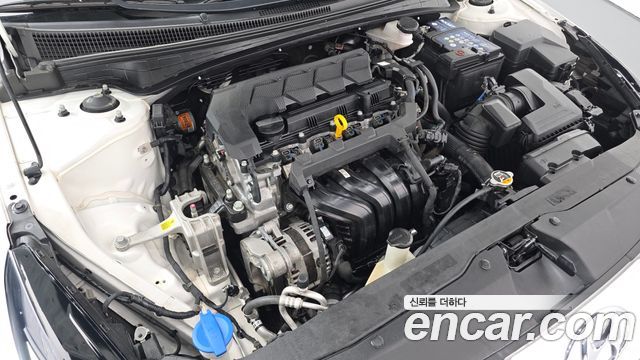 Hyundai AVANTE 2021 — photo 6