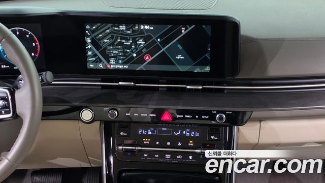 Kia Canival 2021 — photo 22