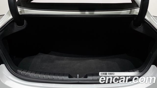 Hyundai Grandeur 2019 — photo 33