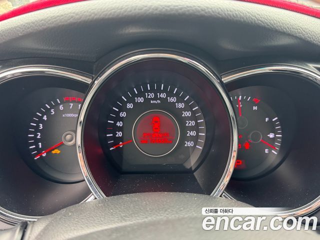Kia K5 2013 — photo 8
