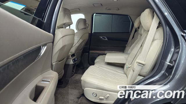 Genesis GV80 2020 — photo 18