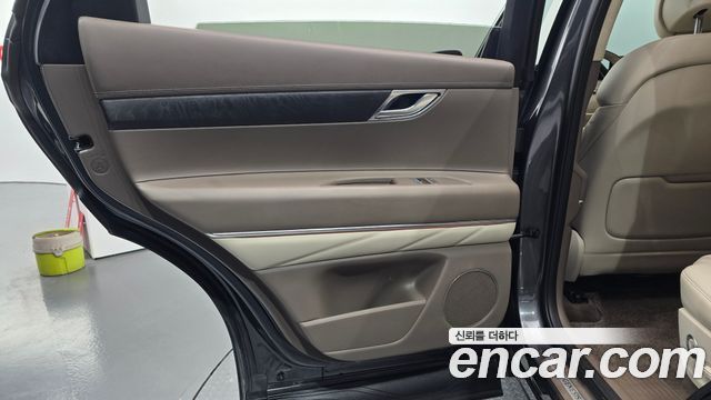 Genesis GV80 2020 — photo 15