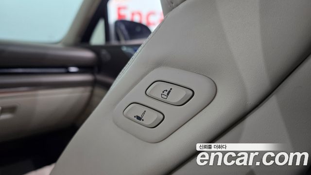 Genesis GV80 2020 — photo 27